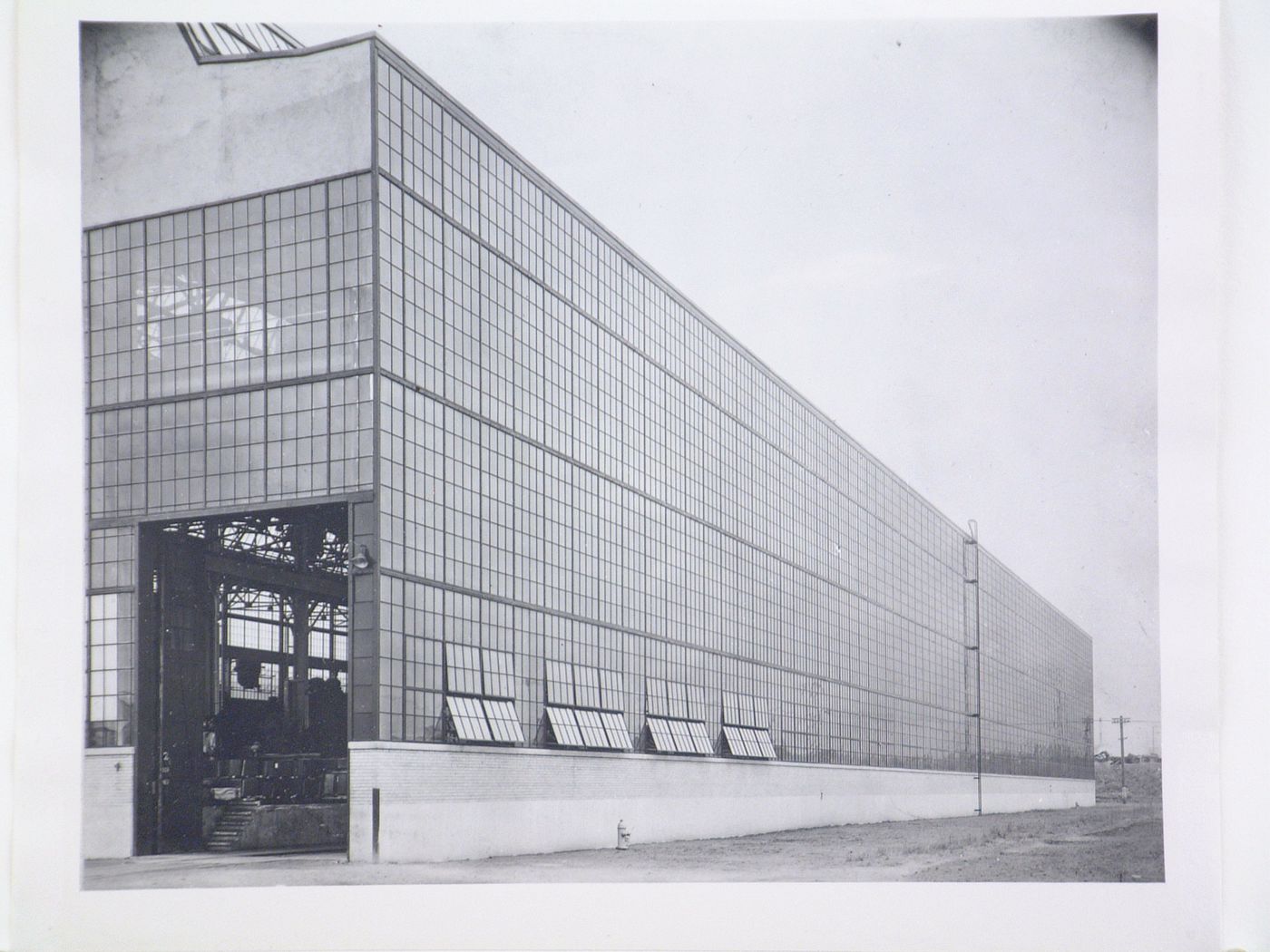 View of the principal and lateral façades of the Assembly [?] Building, General Motors Corporation Chevrolet division Commercial Body Assembly Plant, Indianapolis, Indiana