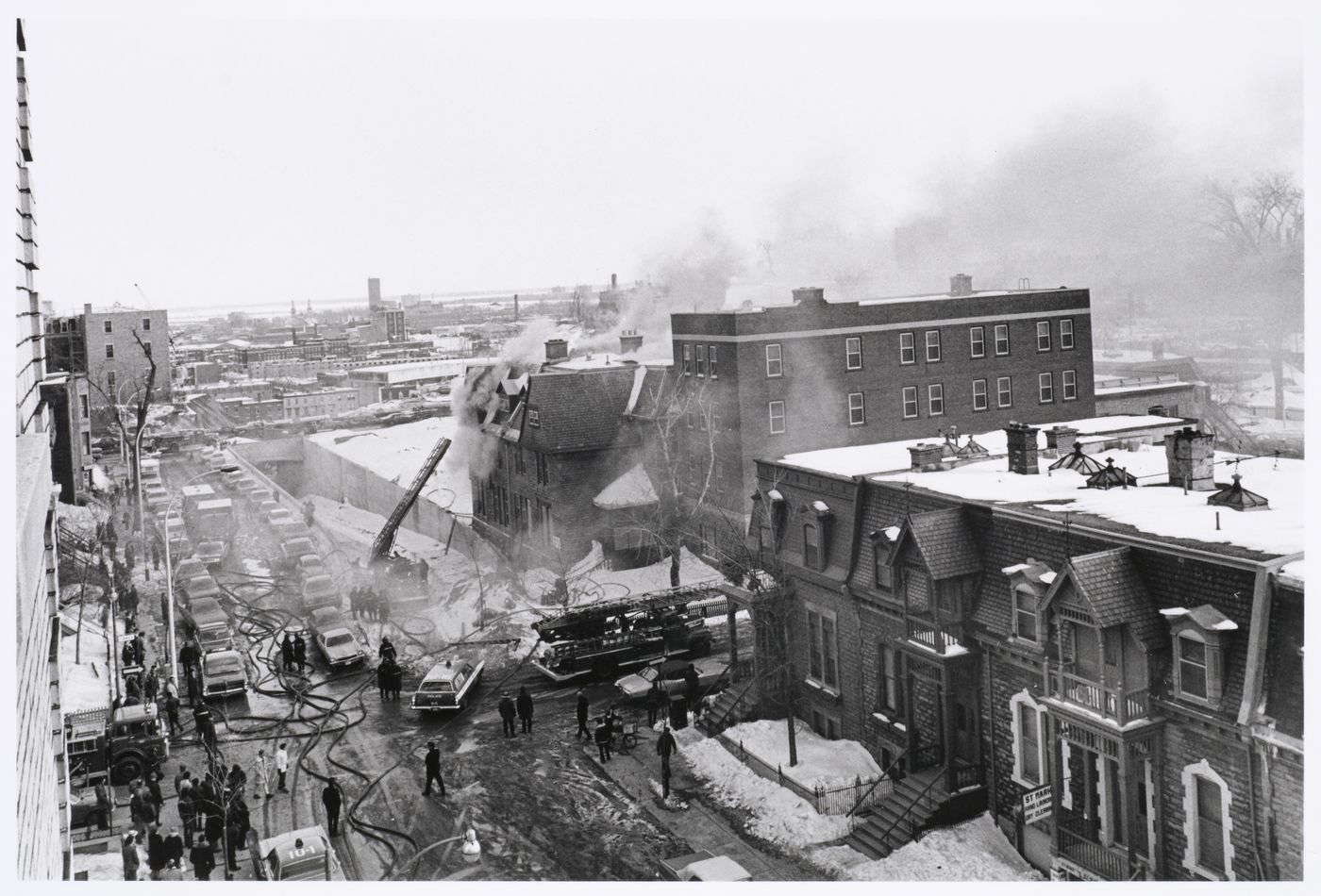 View of the Julia Drummond Residence on fire (now demolished), rue Saint-Marc and rue Baile, Montréal, Québec