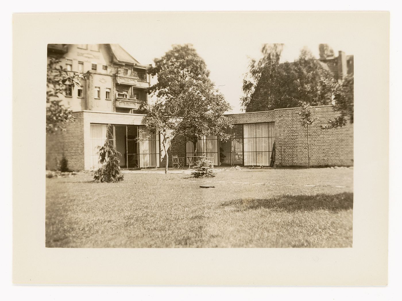 Backyard and patio of the Karl Lemke House, Berlin, Germany