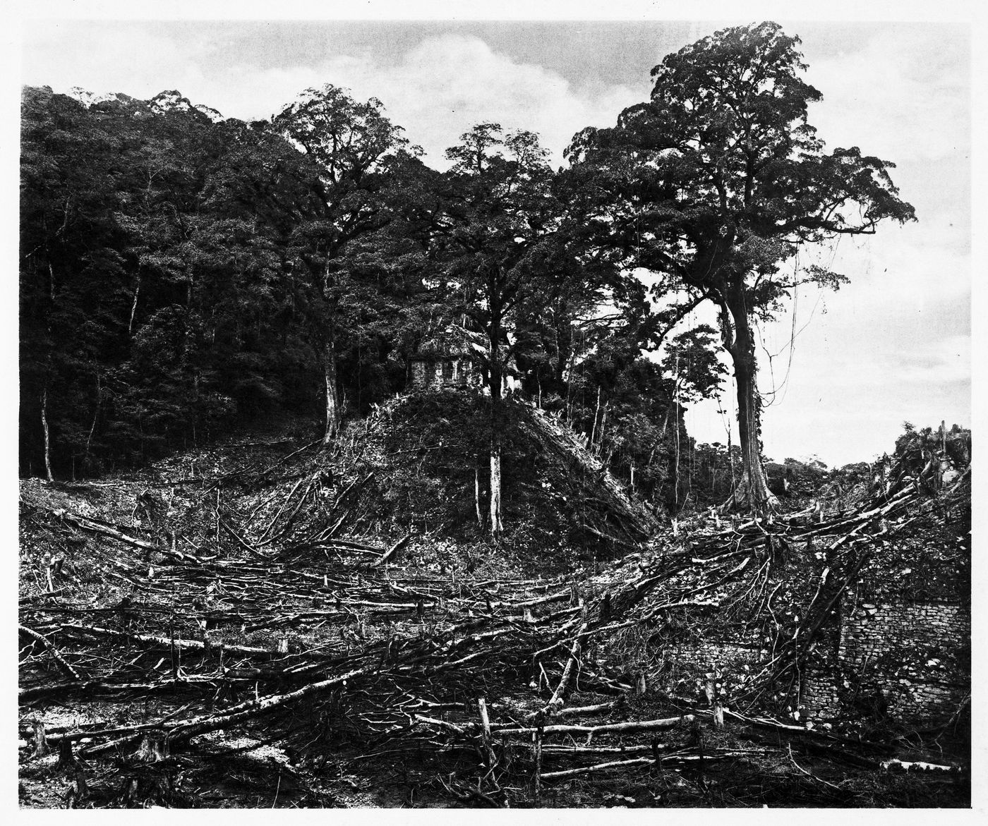 Plate from album ''Mexico; Palenque: Pre-Columbian buildings''