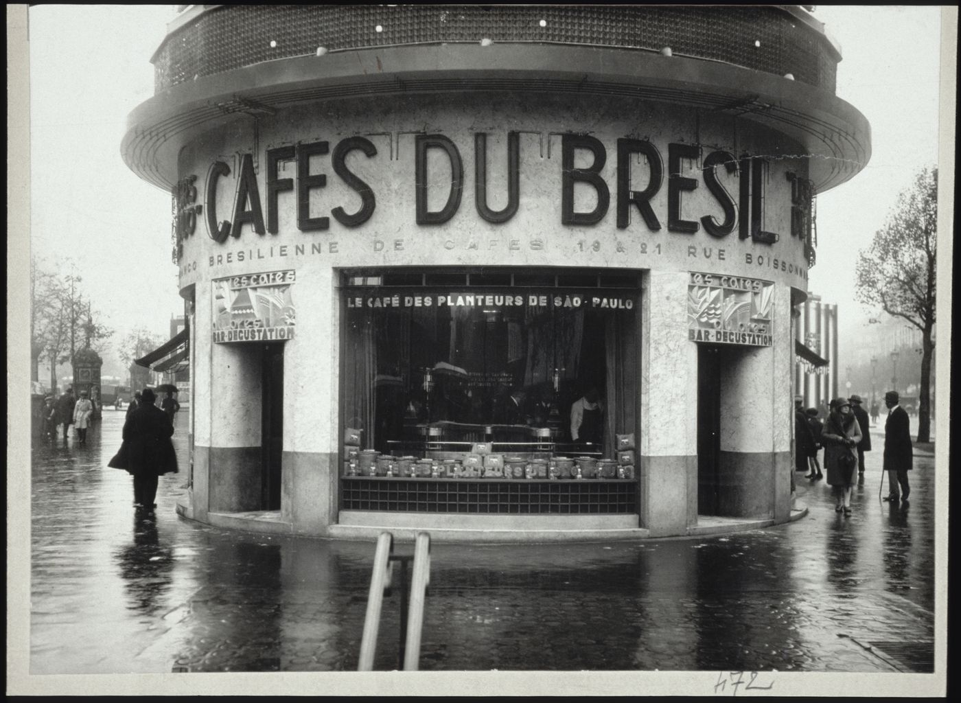 Exterior view, bar "Cafés du Brésil," boulevard Haussmann, Paris, France