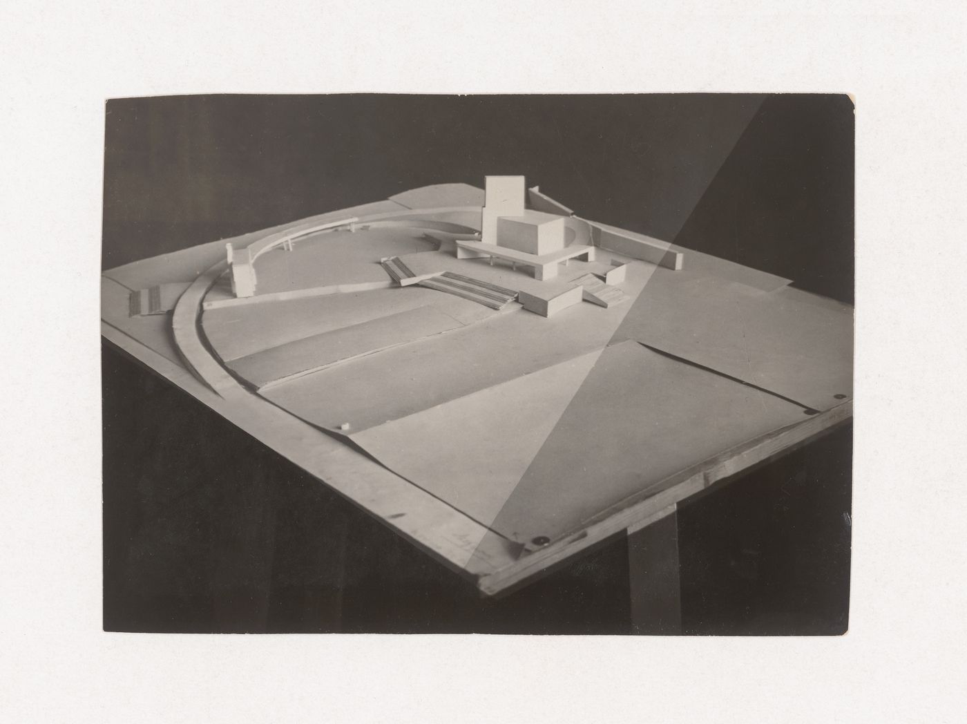 Photograph of a student model on the topic "Voluminous Composition. Major Public Building (View from a Highway) as a Voluminous Composition" for an unidentified course at the Vkhutein (Moscow Higher Technical Institute), Moscow