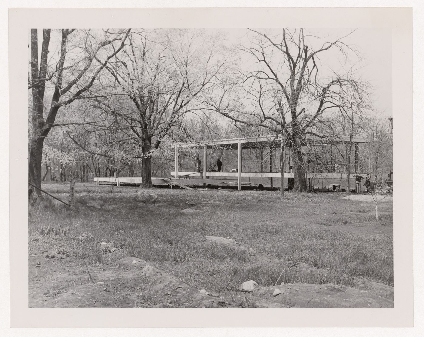 View of Farnsworth House under construction
