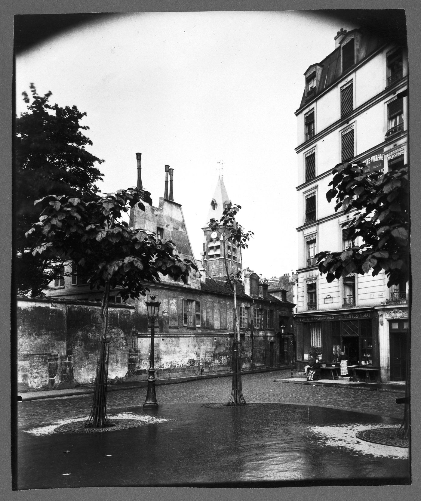Place Saint Médard from the southeast, showing the Église de Saint Médard, Paris, France