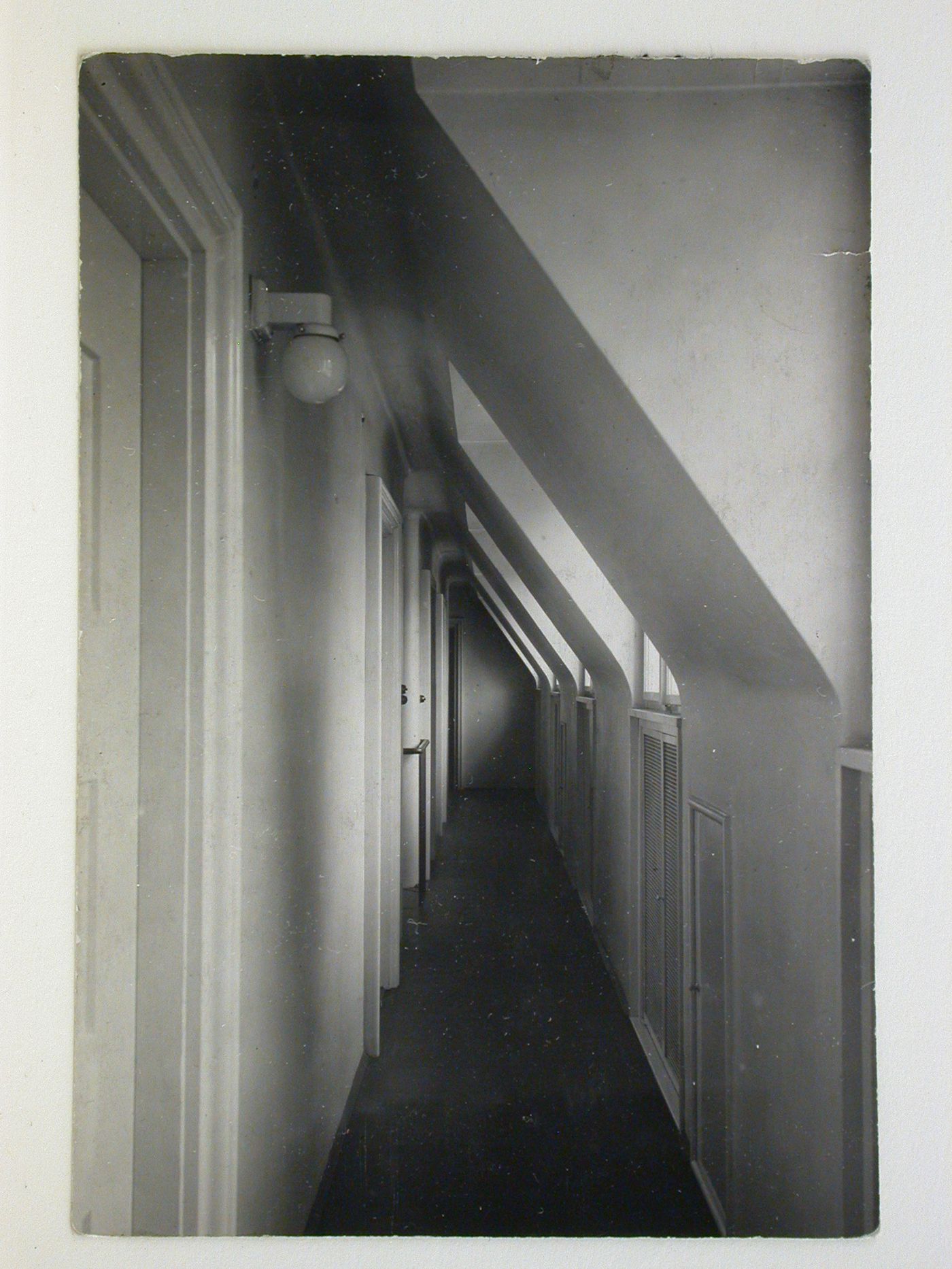 Interior view of a corridor in a building designed by Josef Franz Maria Hoffmann