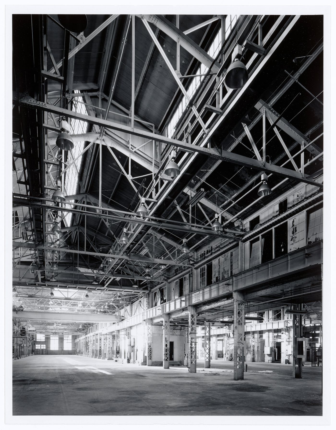 Interior view of the main floor of the Canadian Switch & Spring Company Building, Montréal, Québec