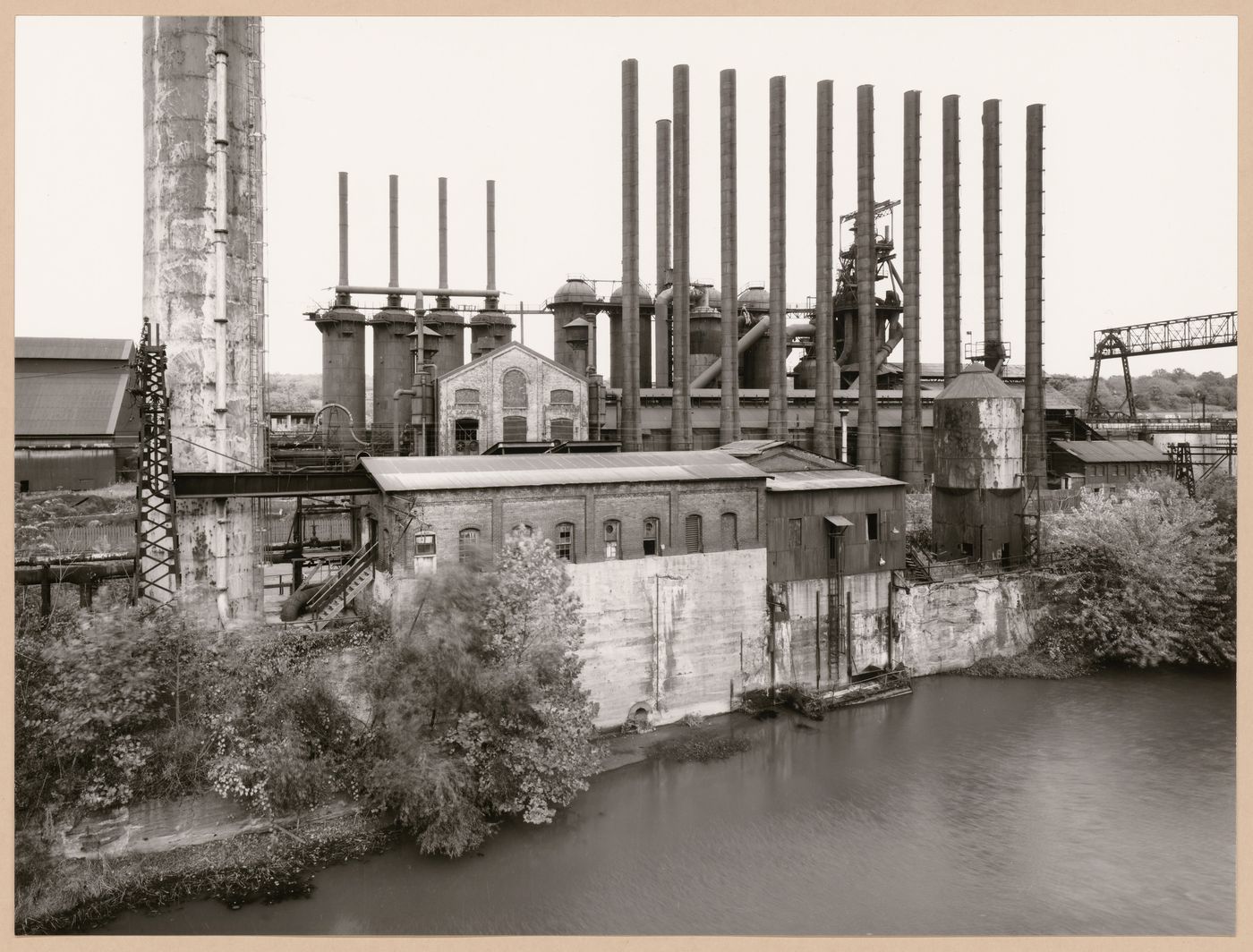 View of Sheet & Tube Co. steel mill showing blast furnaces, Youngstown, Ohio