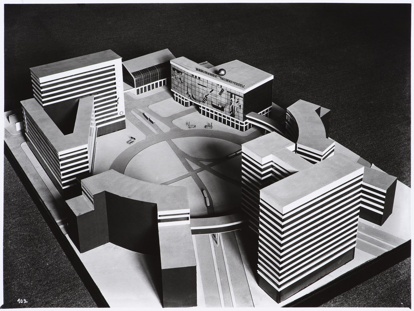 Photograph of a model designed for the competition for the urban renewal of Alexanderplatz 1928-1929, Berlin