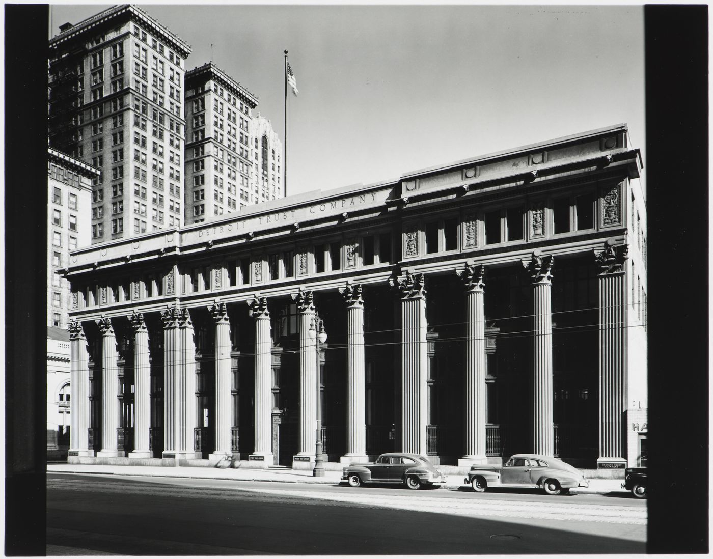 View of the principal façade of the Detroit Trust Co. Bank Building, Detroit, Michigan,
