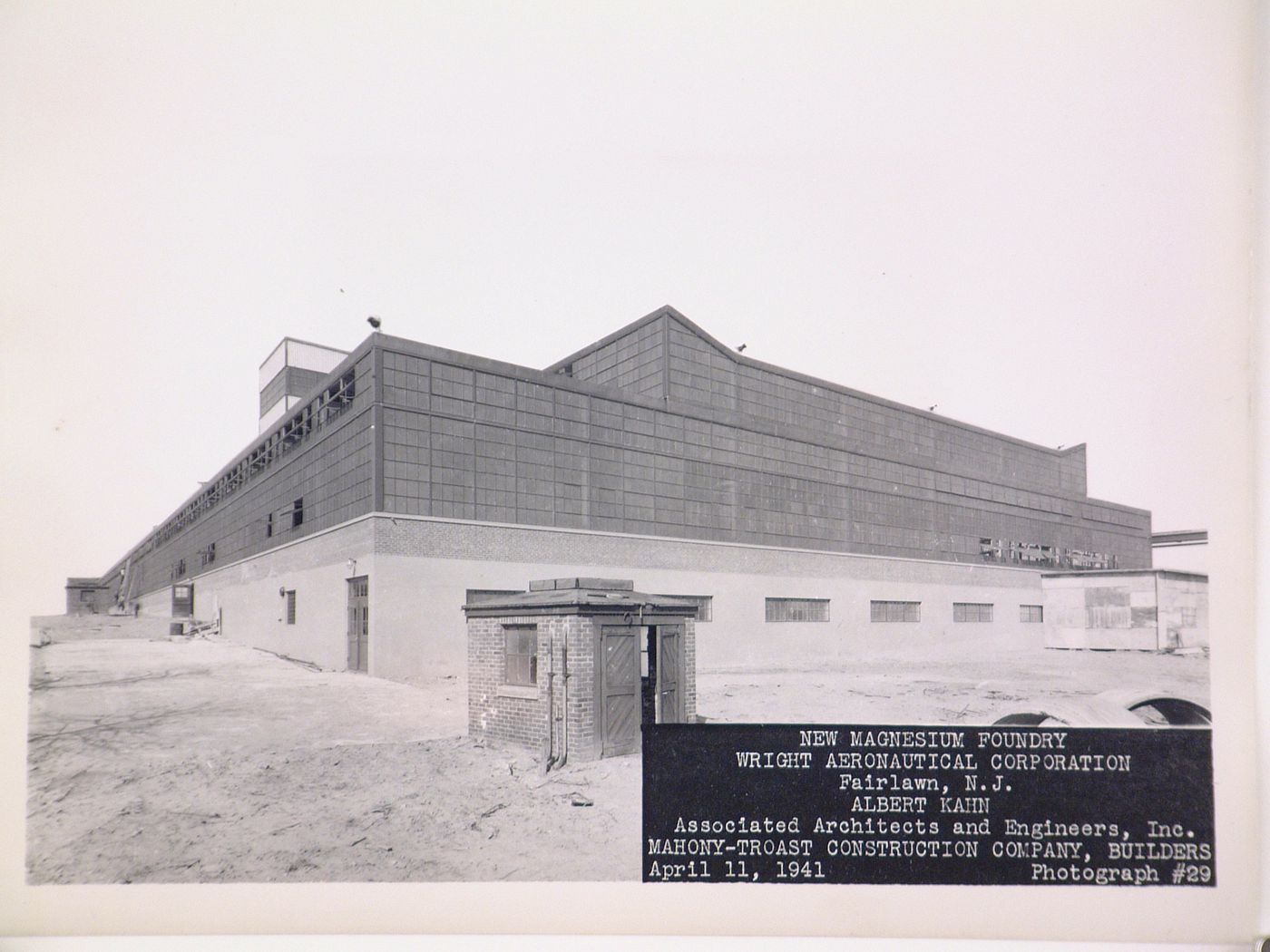 View of the principal and lateral façades of the Magnesium Foundry, Wright Aeronautical Corporation Assembly Plant, Fair Lawn, New Jersey