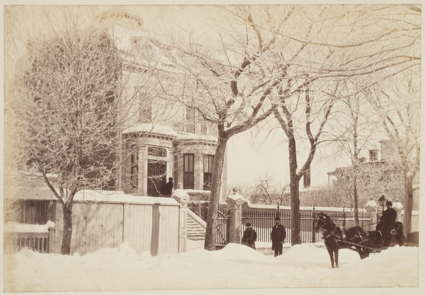 View of the residence at 85 rue Sherbrooke in winter, Montréal, Québec