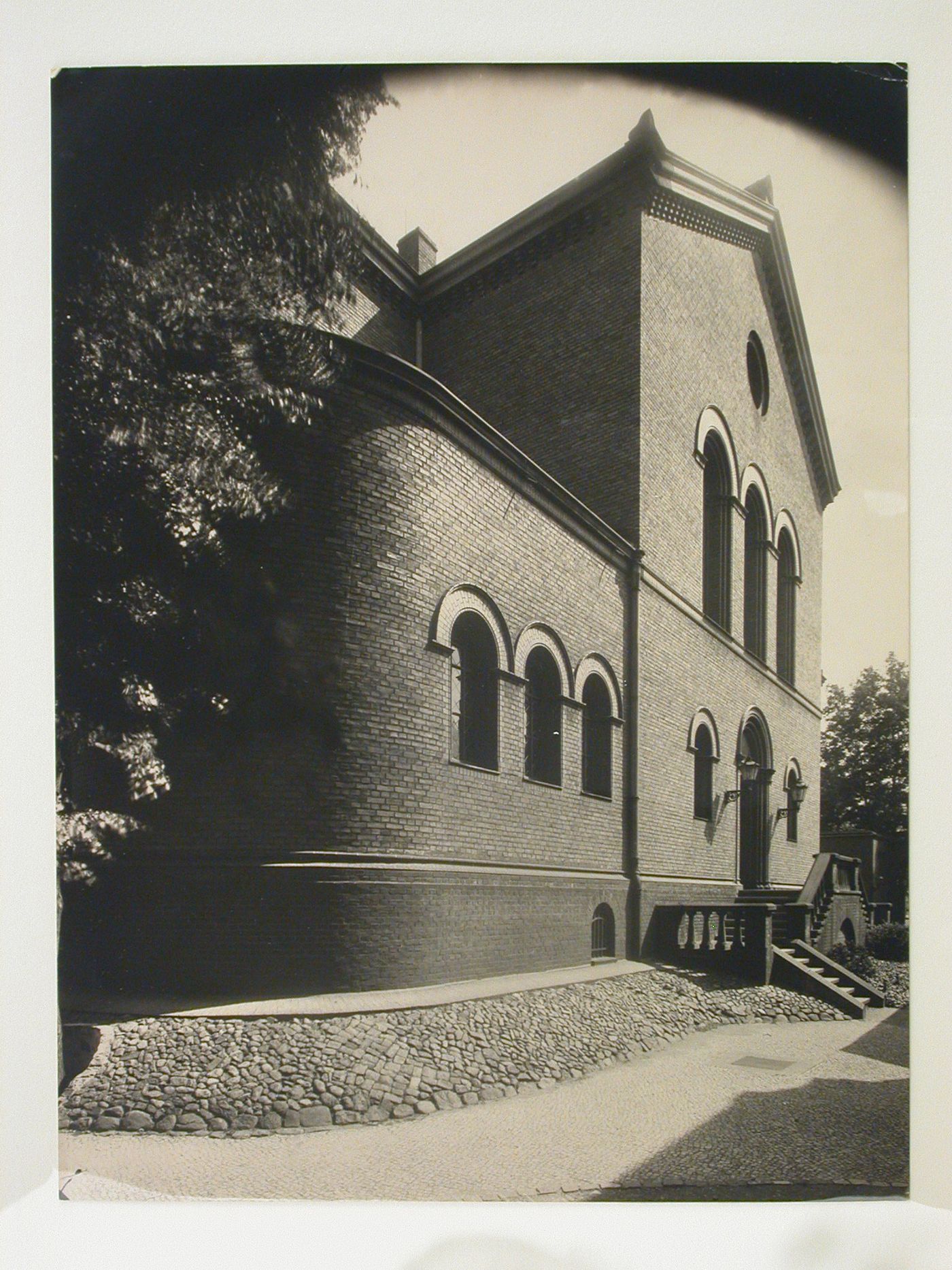 Side view of an entrance to St. Johannis Kirche [?], Kirchstraße at 25 Alt Moabitstraße, Moabit, Berlin, Germany