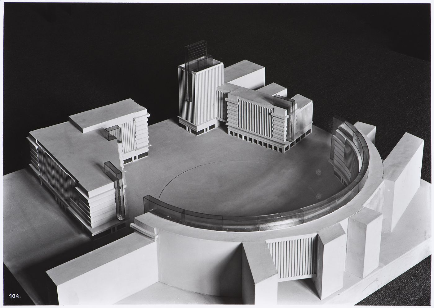 Photograph of a model for the competition for the urban renewal of Alexanderplatz 1928-1929, Berlin