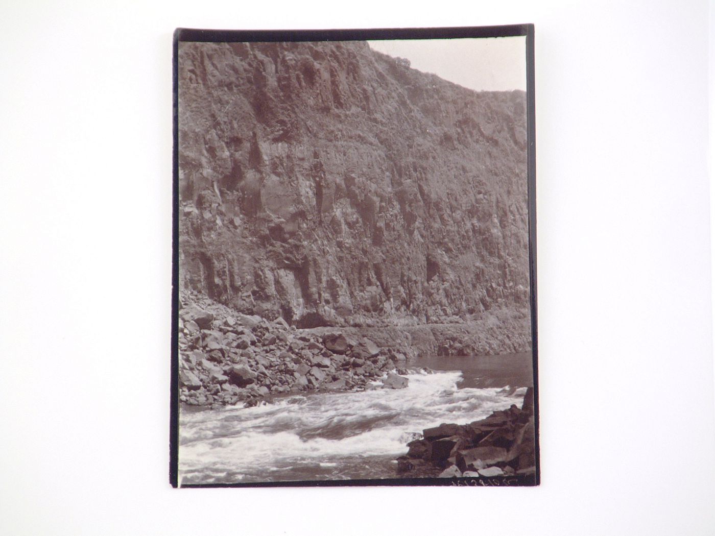 View of the gorge below Victoria Falls Bridge, Zambezi River, crossing the border between Victoria Falls, Zimbabwe and Livingstone, Zambia