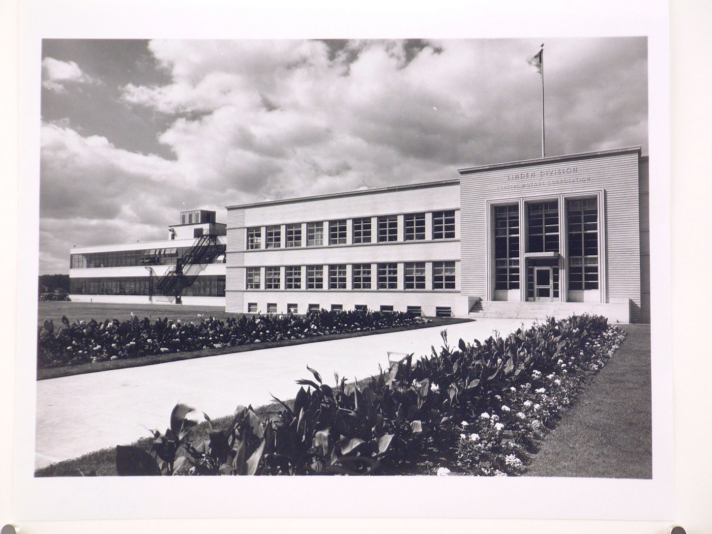 View of the principal façade of the Administration Building and Assembly Building, General Motors Corporation Linden division Automobile Assembly Plant, Linden, New Jersey