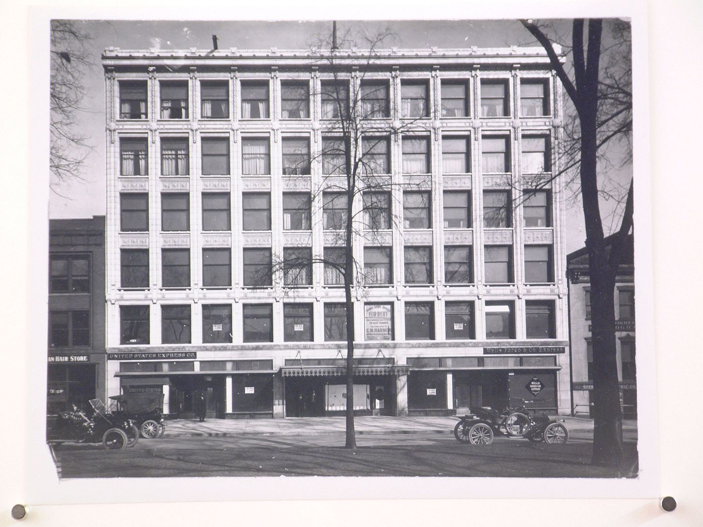 View of the principal façade of the Palmer Office and Store Building, Detroit, Michigan