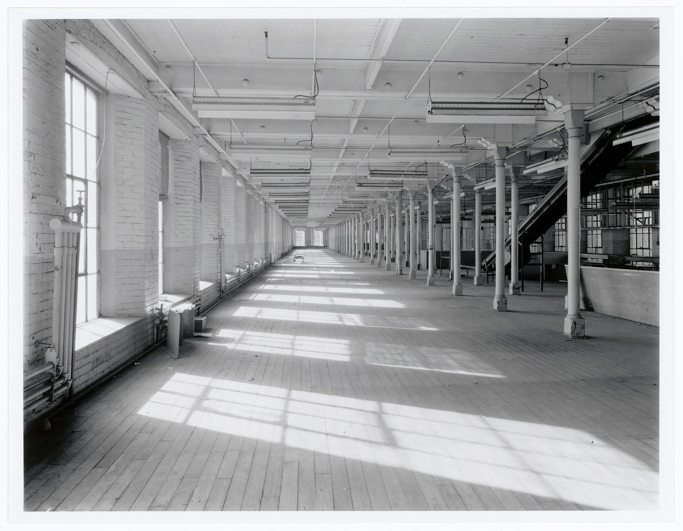 Interior view of workshops on the third floor of the Belding Corticelli Spinning Mill, Montréal, Québec