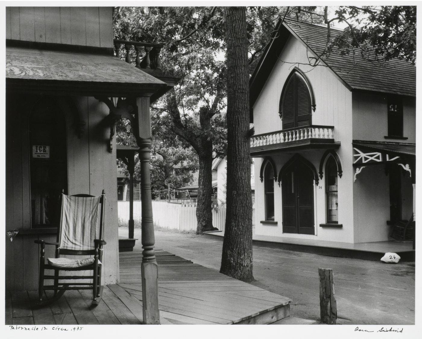 Plate from portfolio ''Tabernacle City, 1934-1939''