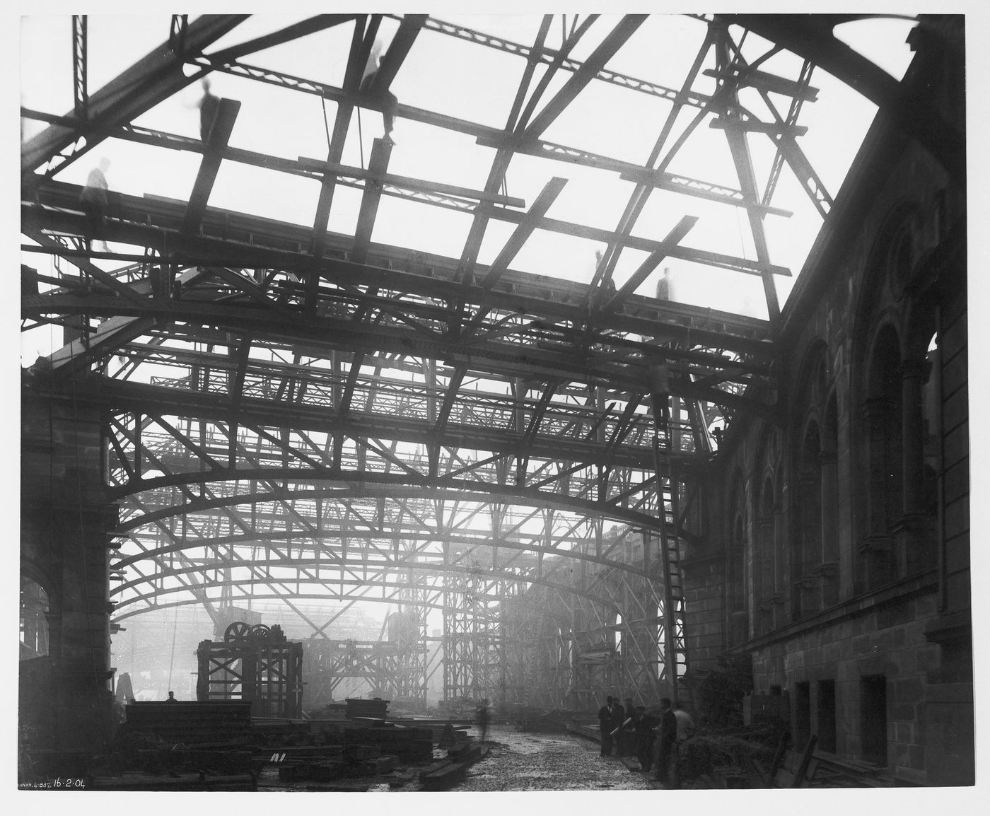 Construction of the Roof [sic], Central Station, Glasgow, 16 February 1904