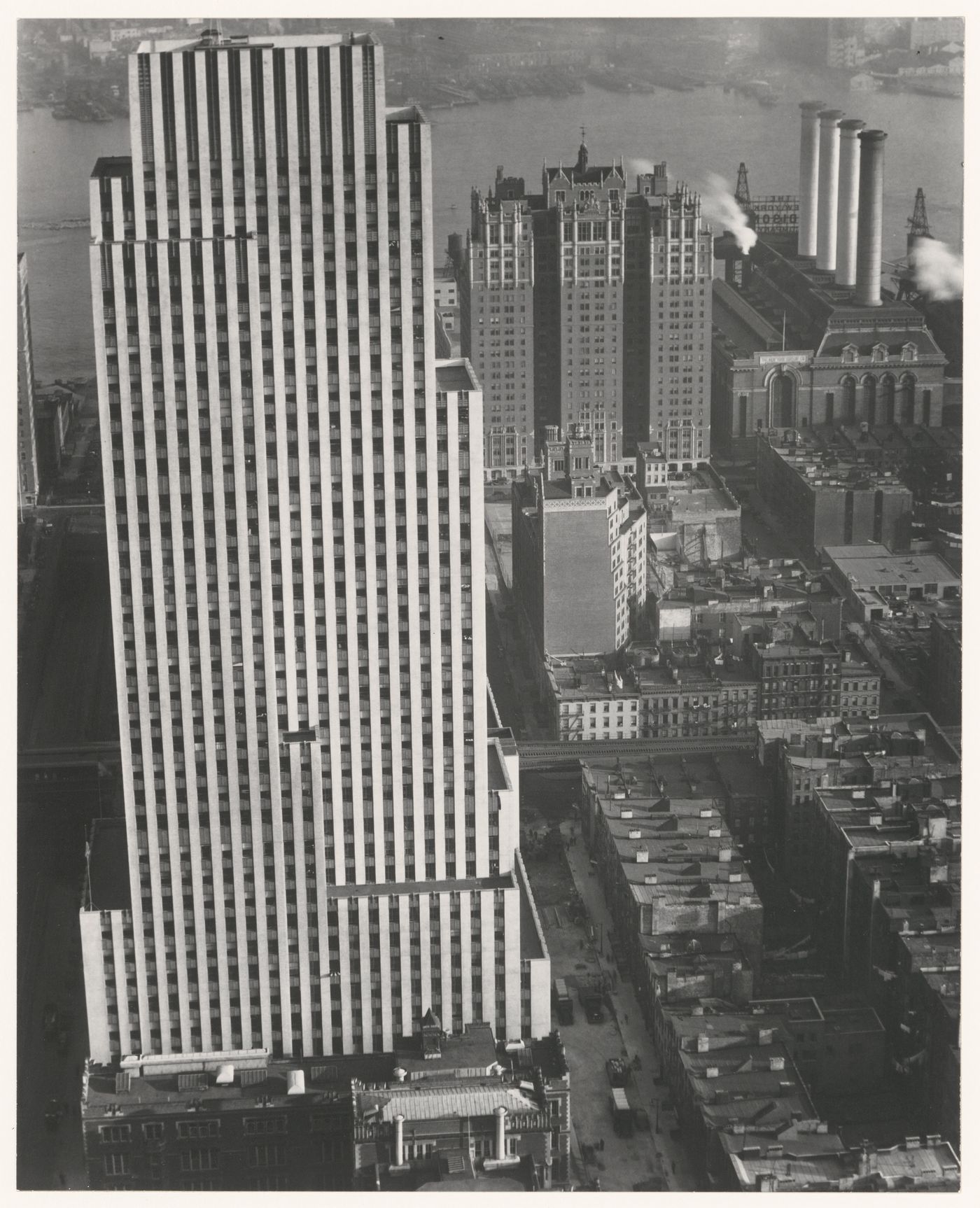 "Daily News" Building, 220 East 42nd Street, Manhattan