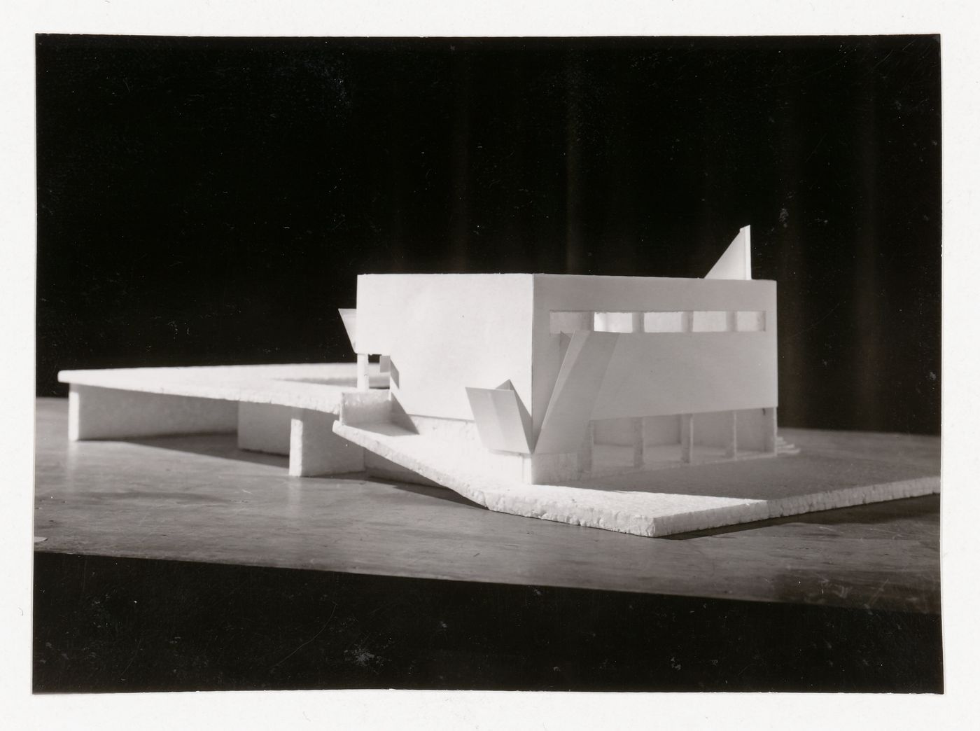 Photograph of model, Cooperativa Unicoope Domus/Pasteleira, Porto