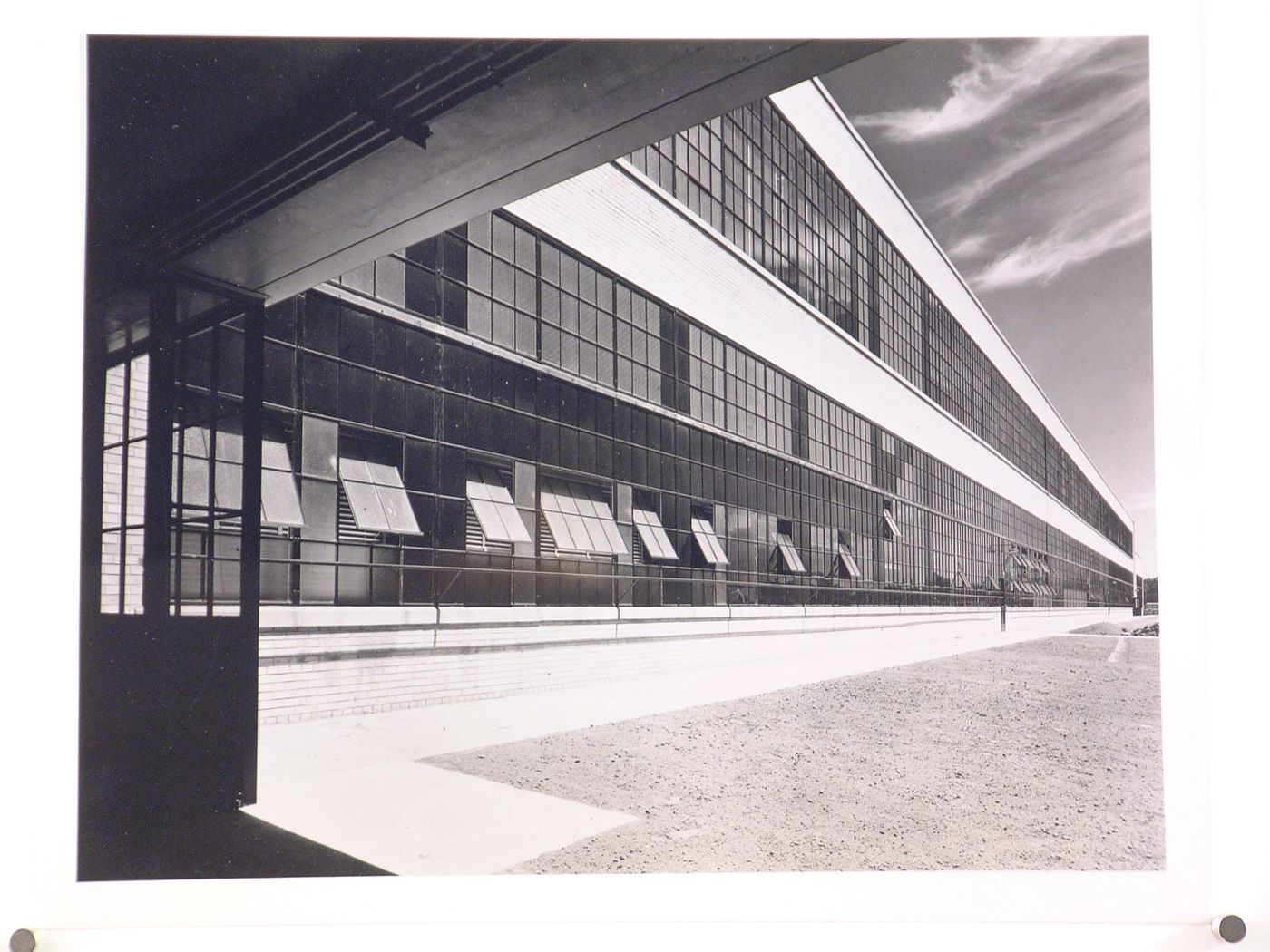 View of the lateral [?] façade of the Manufacturing Building, General Motors Corporation Chevrolet division Aviation Engine Assembly Plant, Tonawanda, New York