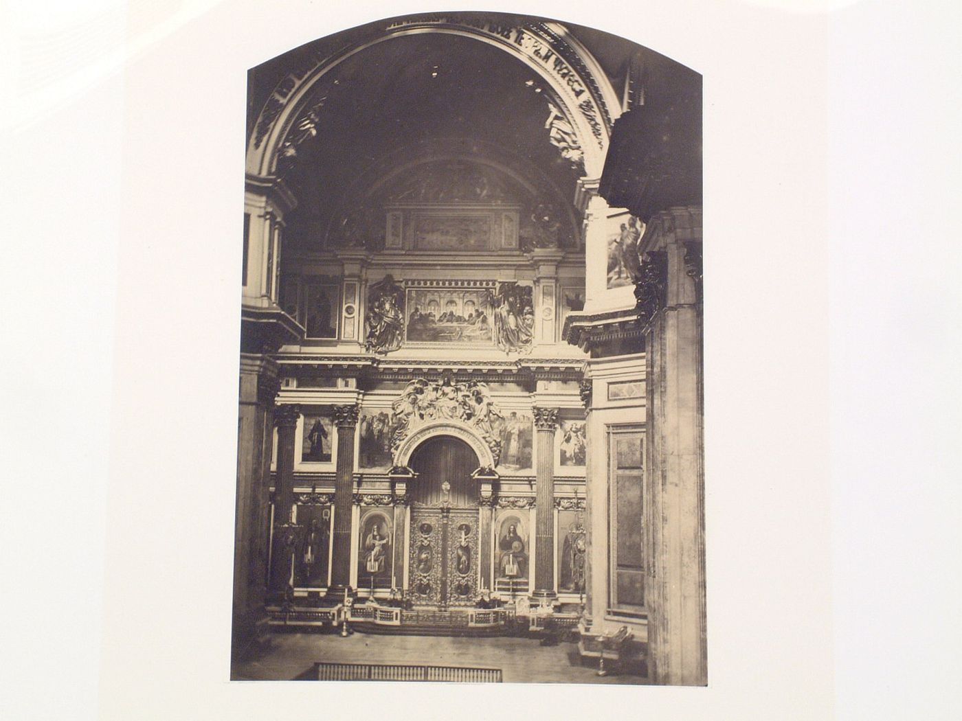 Interior view of the iconostasis, Saint Isaac's Cathedral, Saint Petersburg, Russia