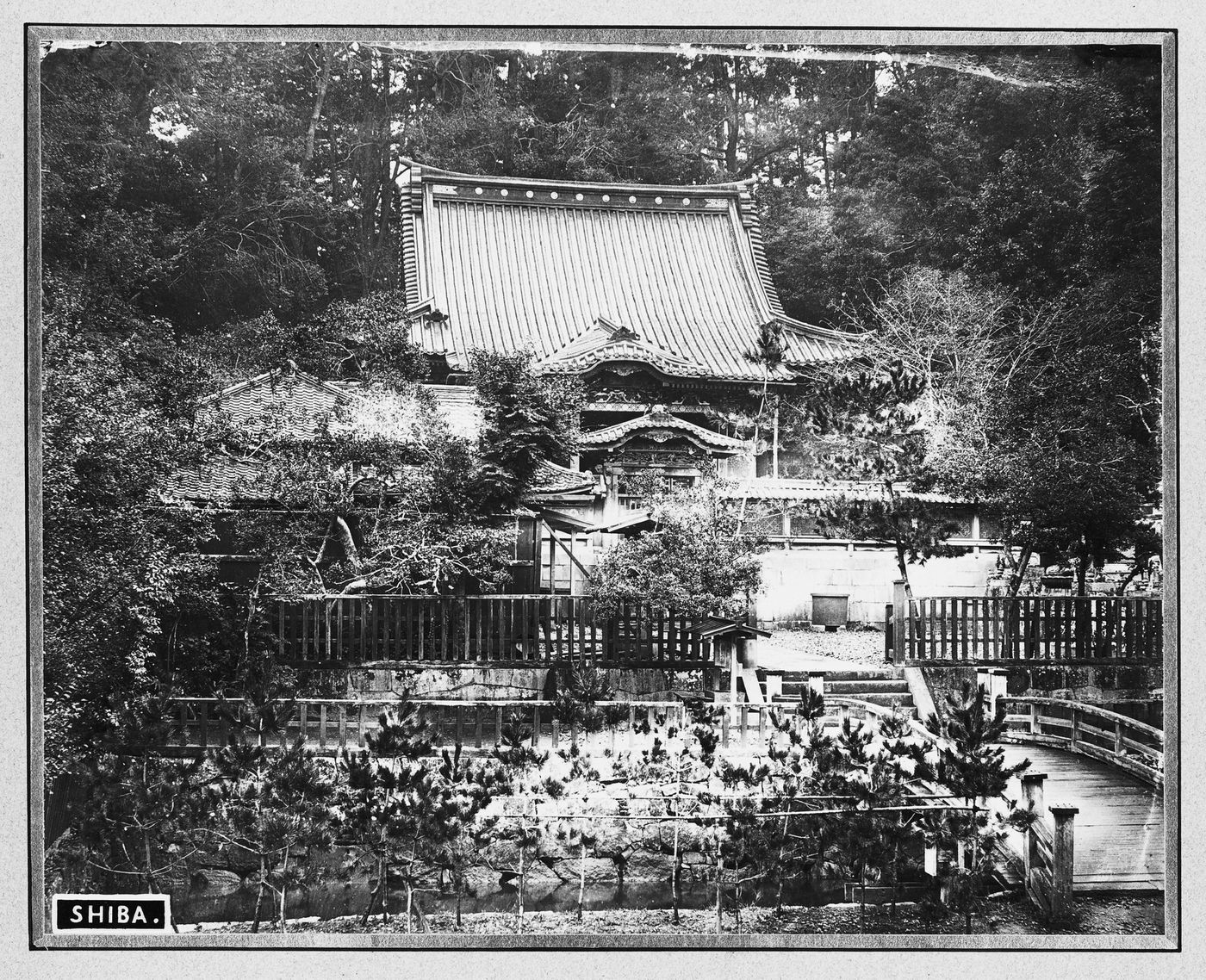 View of temple structures, Shiba Ward, Edo (now Tokyo), Japan