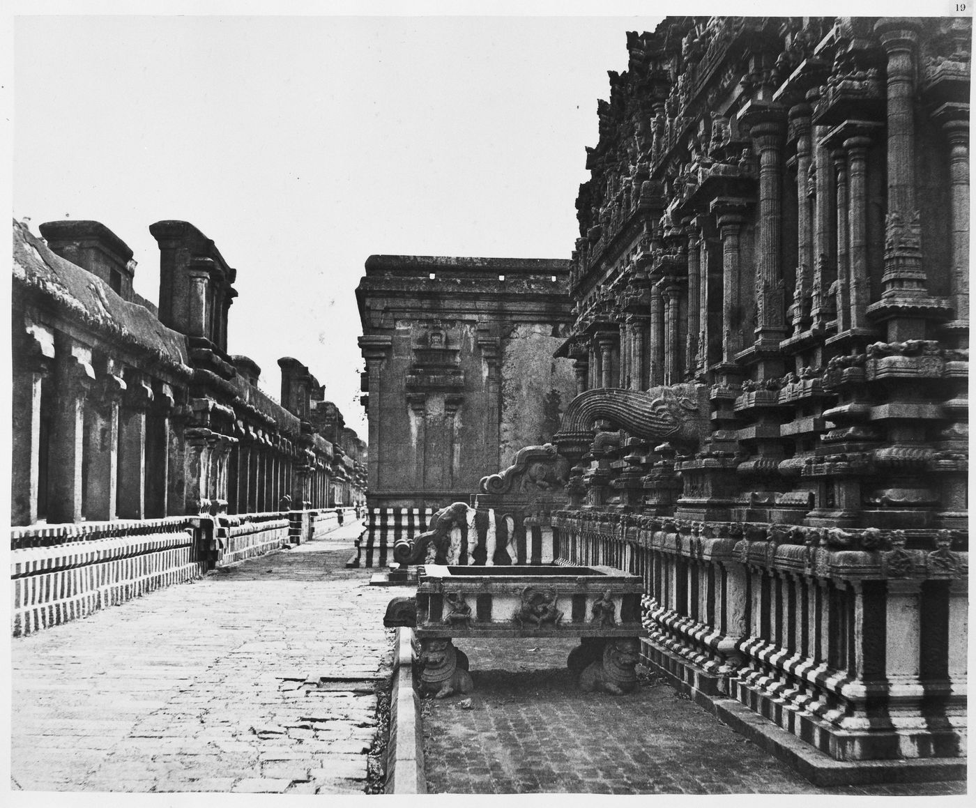 Tanjore.  Great pagoda, sacred water spout and cistern.