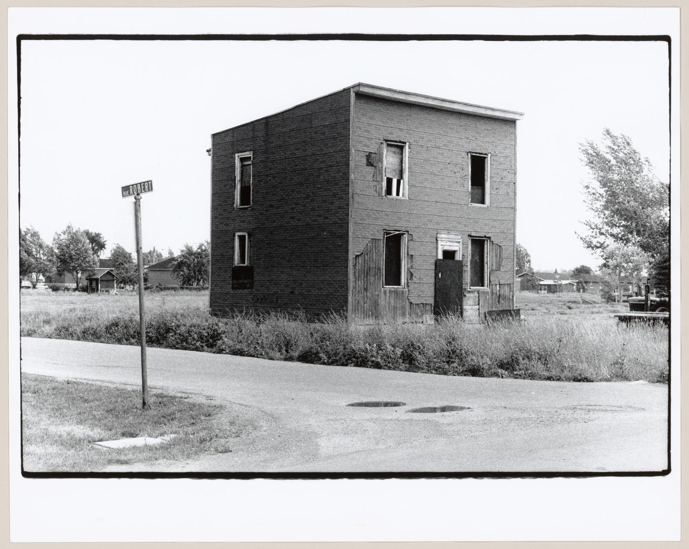 View of the Rivières-des-Prairies House, Robert Street, Montréal, Québec, Canada