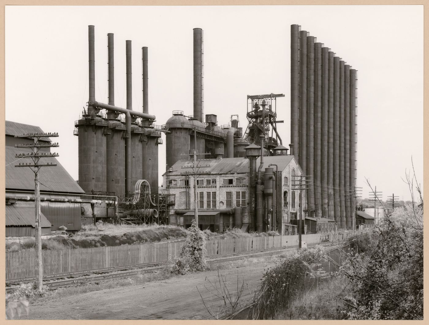 View of Sheet & Tube Co. steel mill showing blast furnaces, Youngstown, Ohio