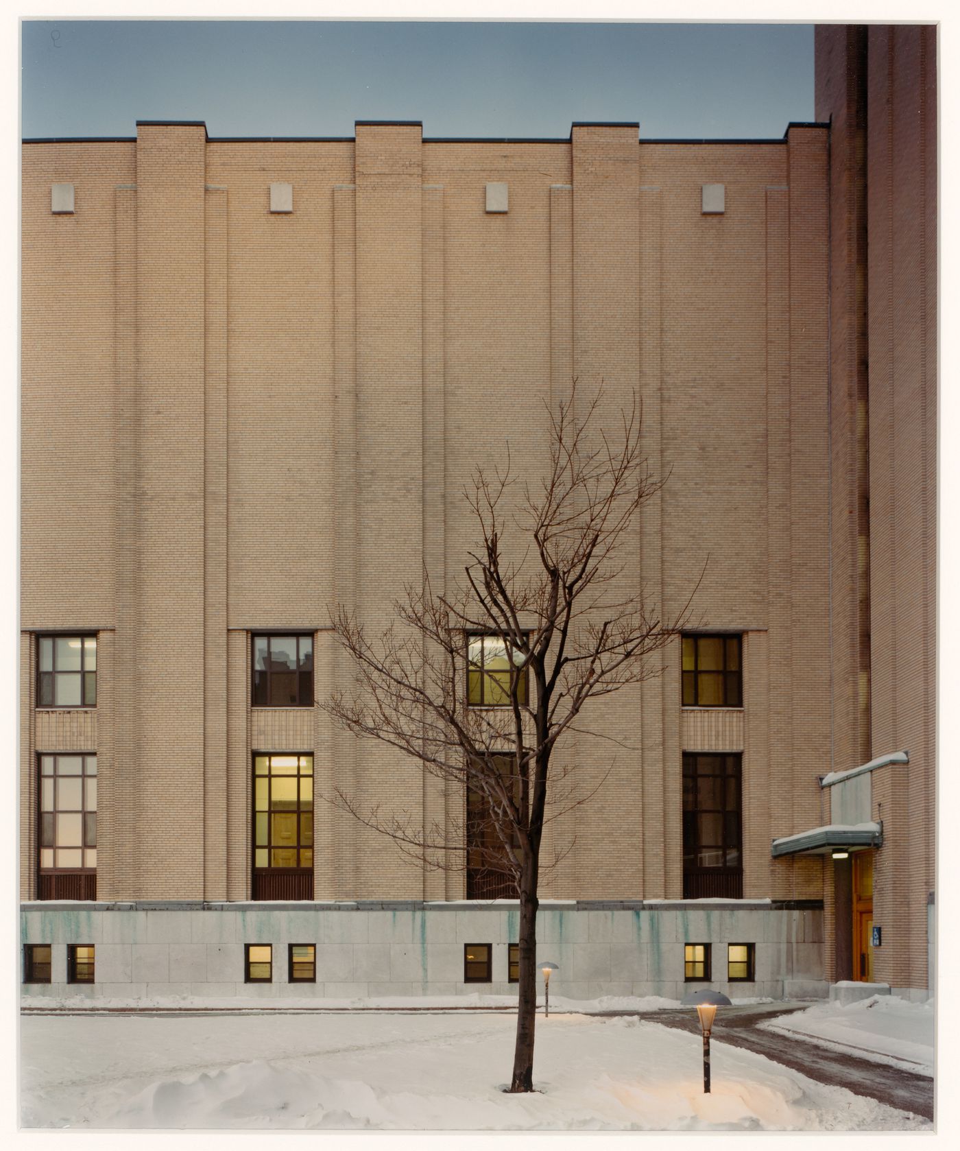 Partial view of the elevation, corner of west wing, main courtyard, Université de Montréal, Montréal, Québec