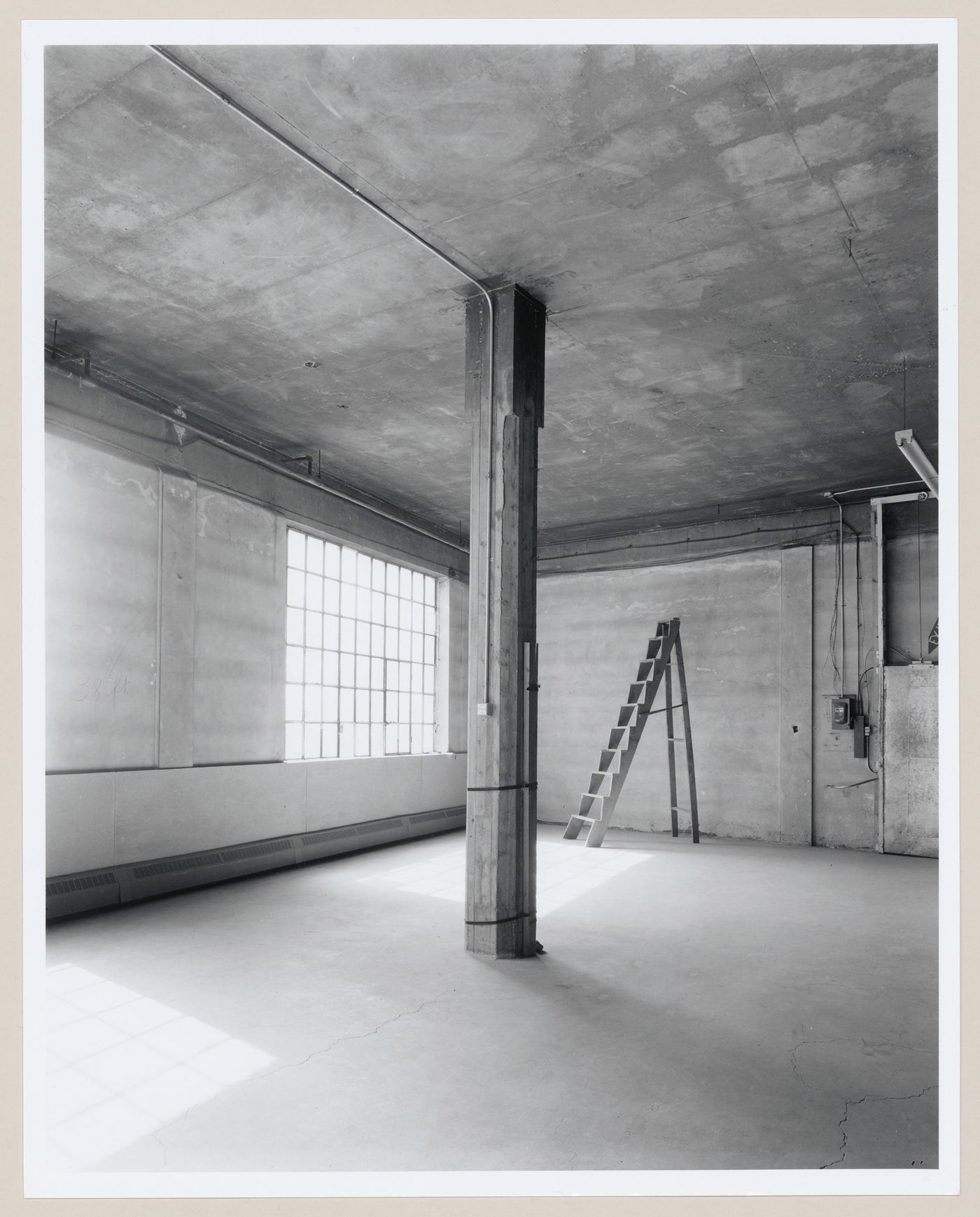 Interior view of the second floor of the Dominion Tool Building, Montréal, Québec