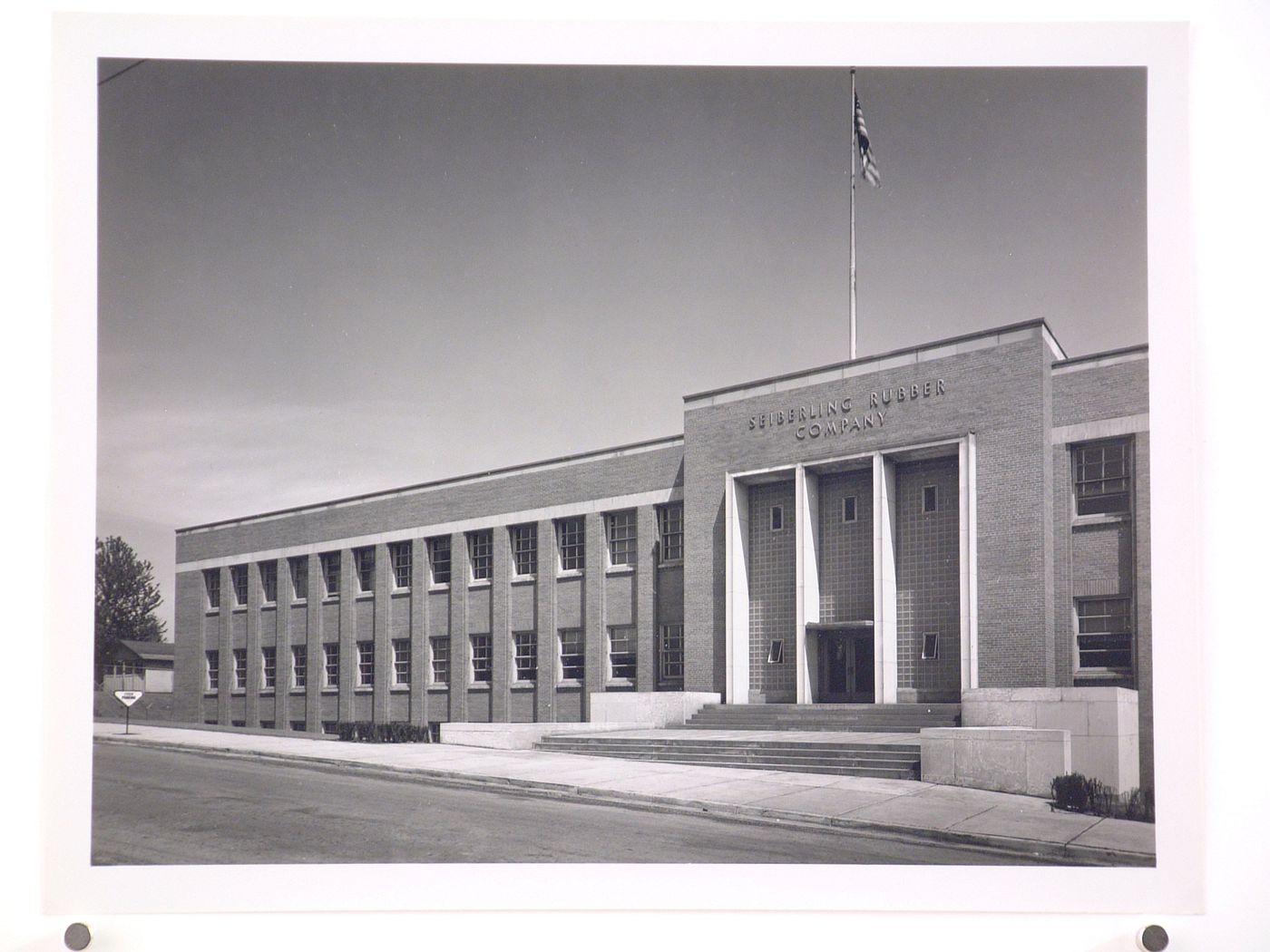 View of the principal façade of the Administration Building, Seiberling Rubber Company Assembly Plant, Barberton, Ohio