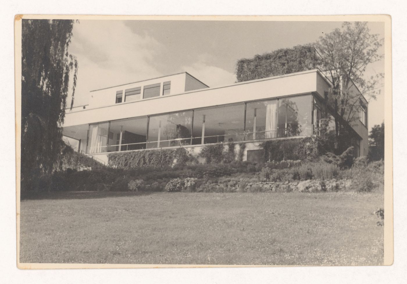 View of the south façade of Tugendhat House from the garden, Brno, Czechoslovakia (now Czech Republic)