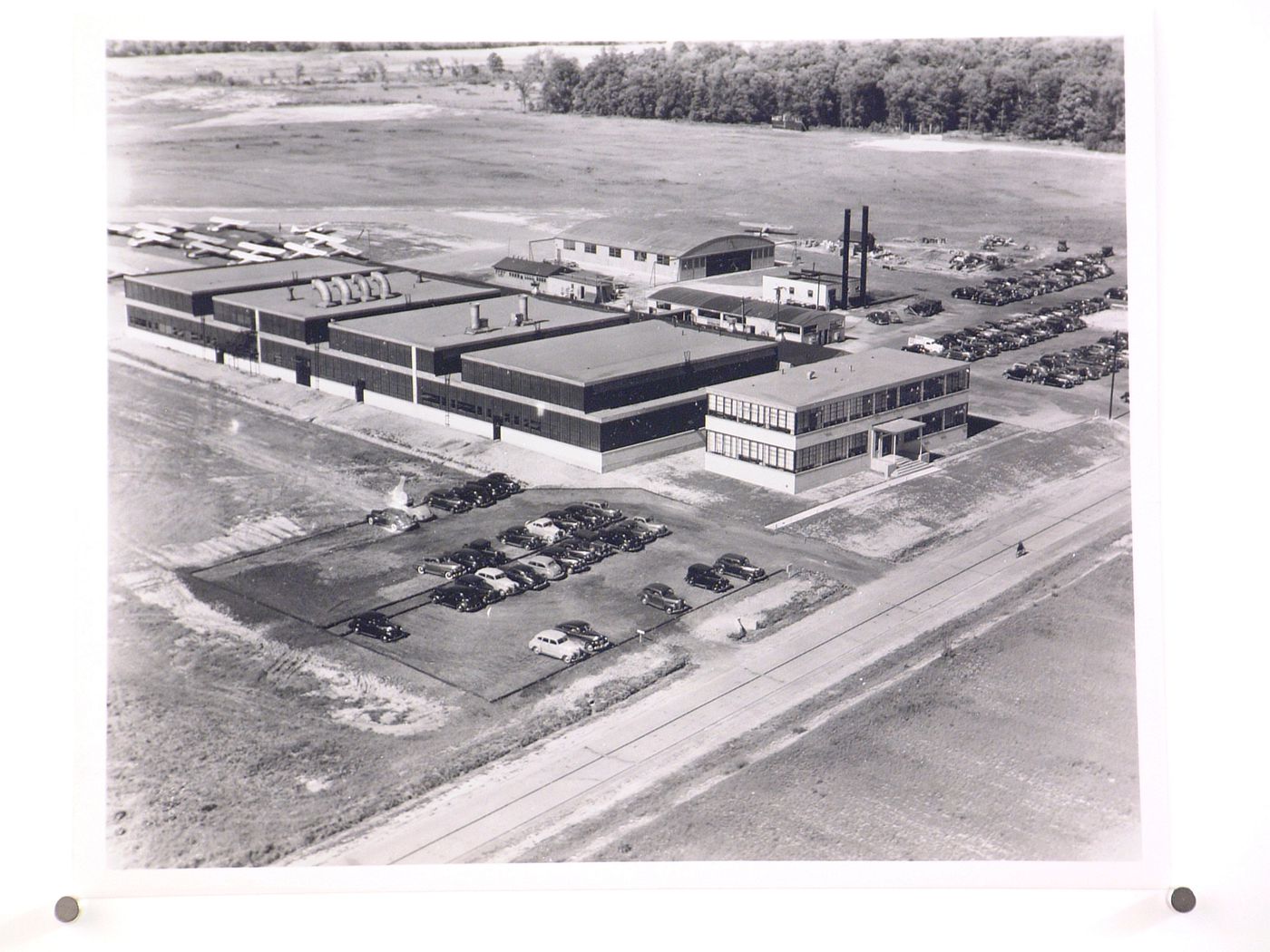 Aerial view of the Taylorcraft Aviation Corporation Airplane Assembly Plant, Alliance, Ohio
