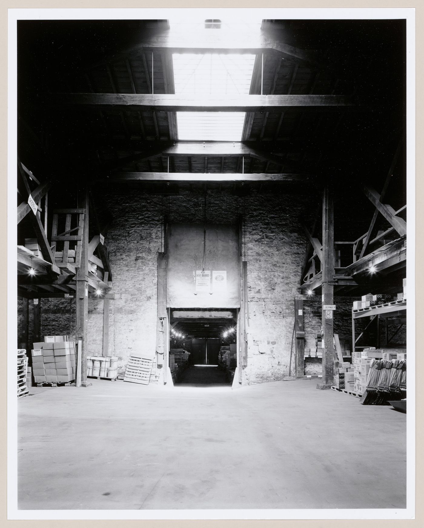 Interior view of the main floor of the Crathern and Caverhill Company Building, Montréal, Québec