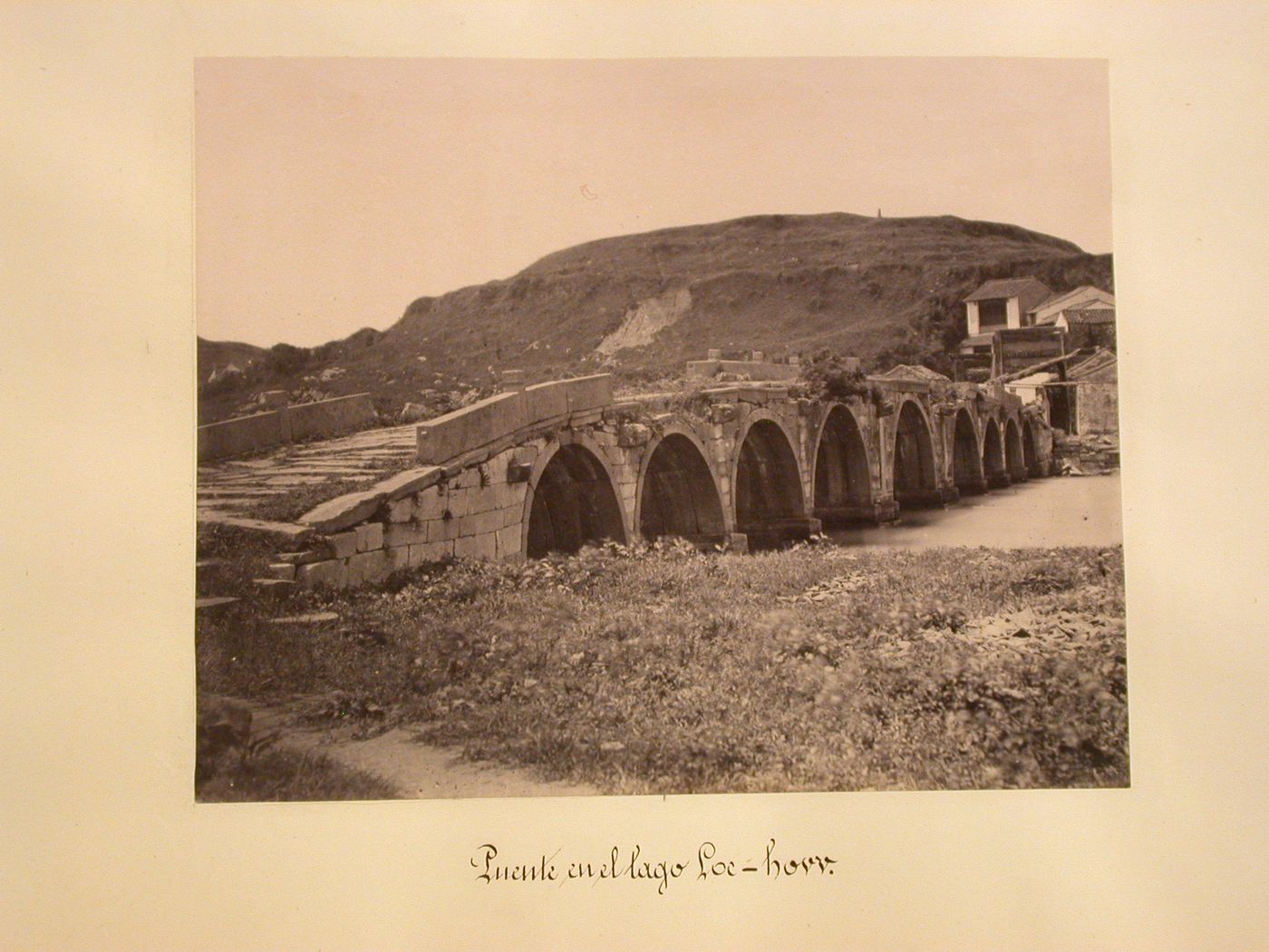 View of an arched bridge, Loe-how (Luohu ?), Guangdong Sheng ?, China