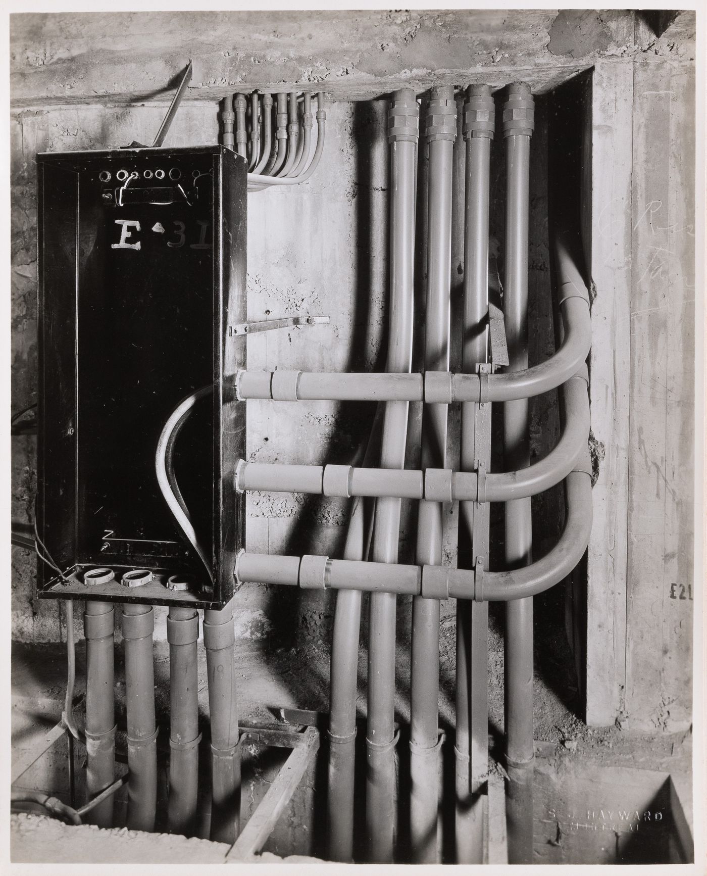 Interior view of electric conduits, possibly in the main pavilion of Université de Montréal, Montréal [?], Québec