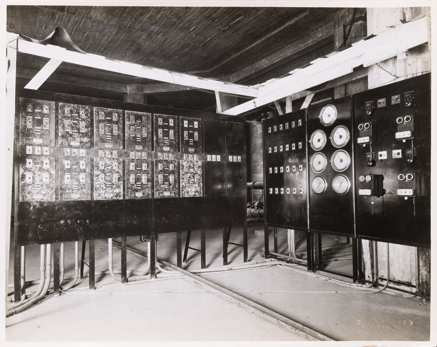 Interior view of switchboards [?], possibly in the main pavilion of Université de Montréal, Montréal [?], Québec