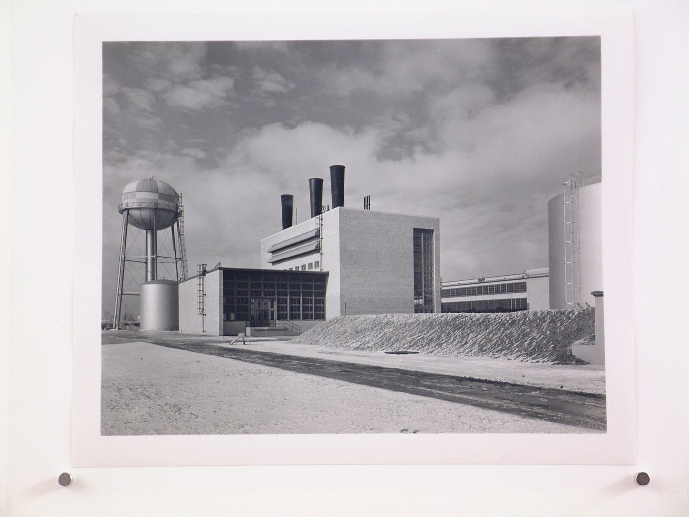 View of the south and east façades of the Boiler House, Ford Motor Company Lincoln-Mercury division Automobile Assembly Plant, Saint Louis, Missouri