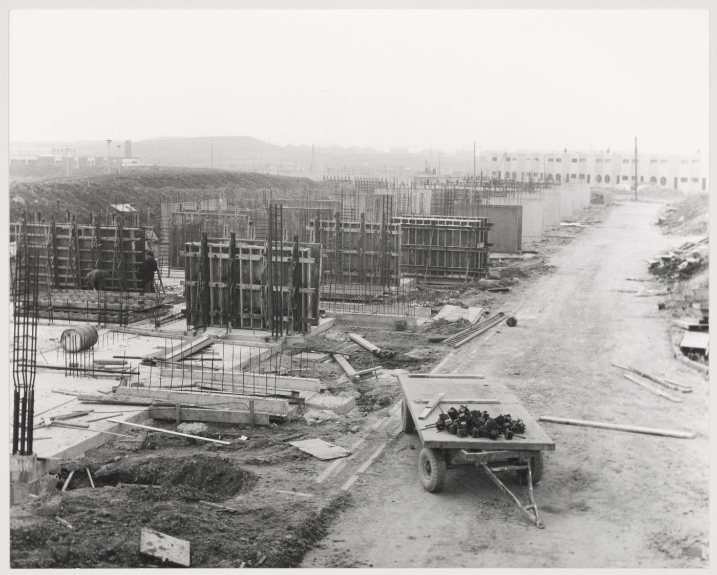 Southgate Housing, Phase I and IA, Runcorn, England: view of construction