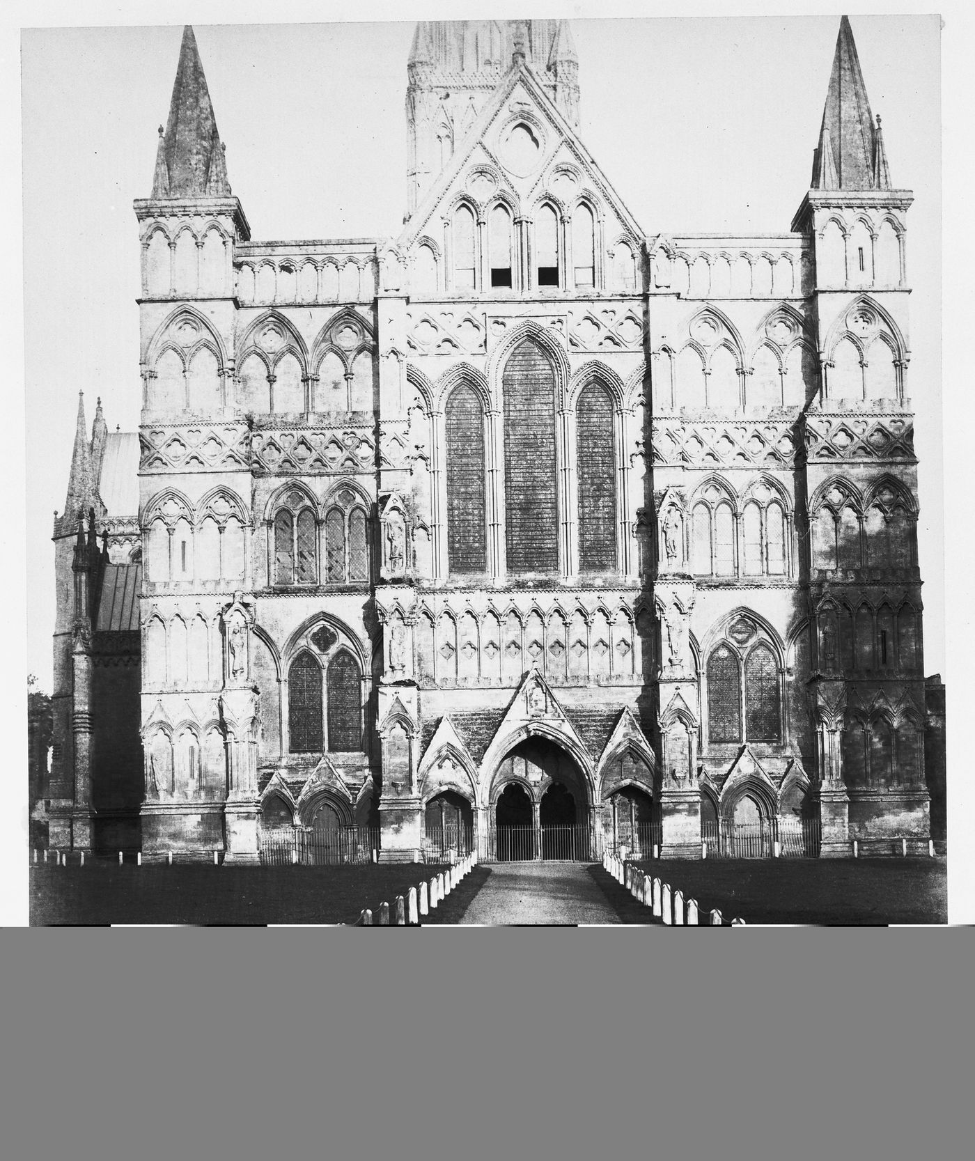 View of the west front of Salisbury Cathedral, gate in foreground, Salisbury, England