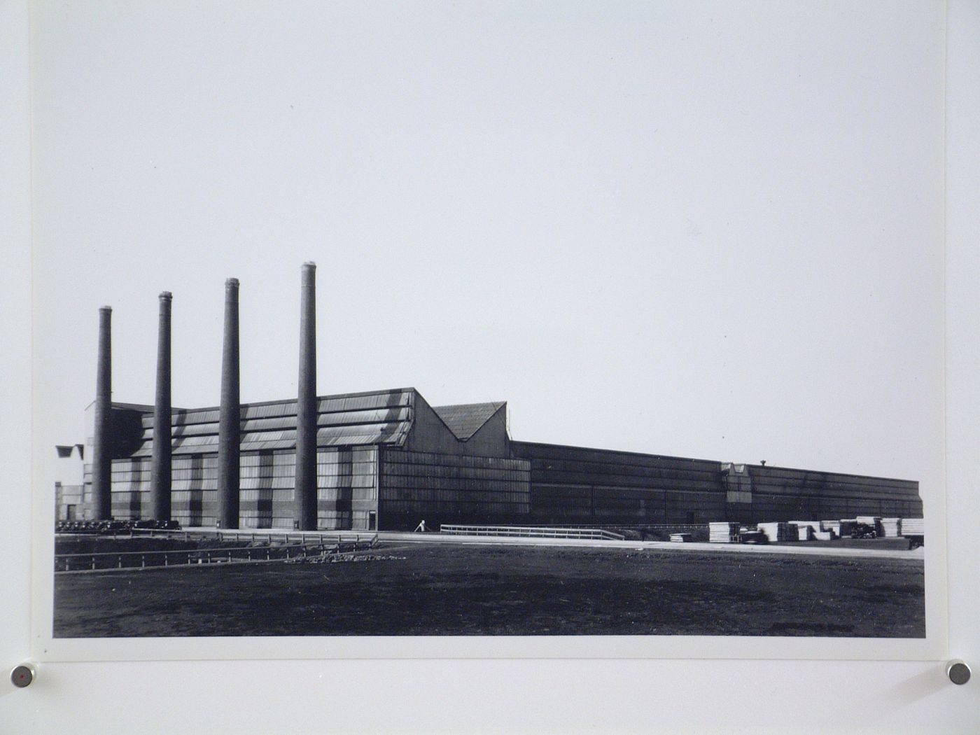 View of the lateral and rear façades of the Glass Plant, Rouge River Plant, Ford Motor Company, Dearborn, Michigan