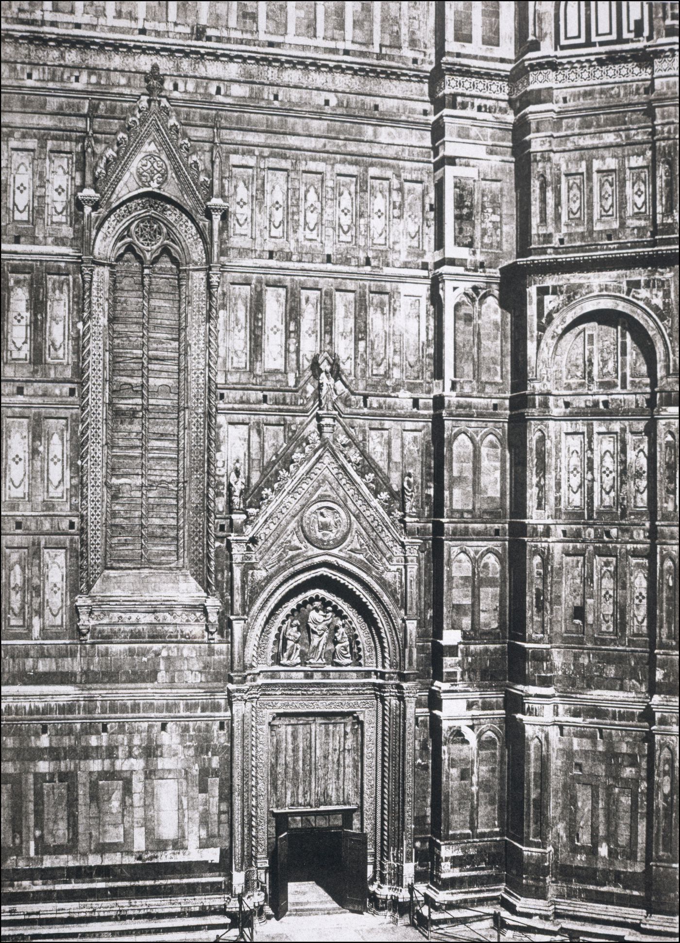 Santa Maria del Fiore, portal, south side, Florence, Italy