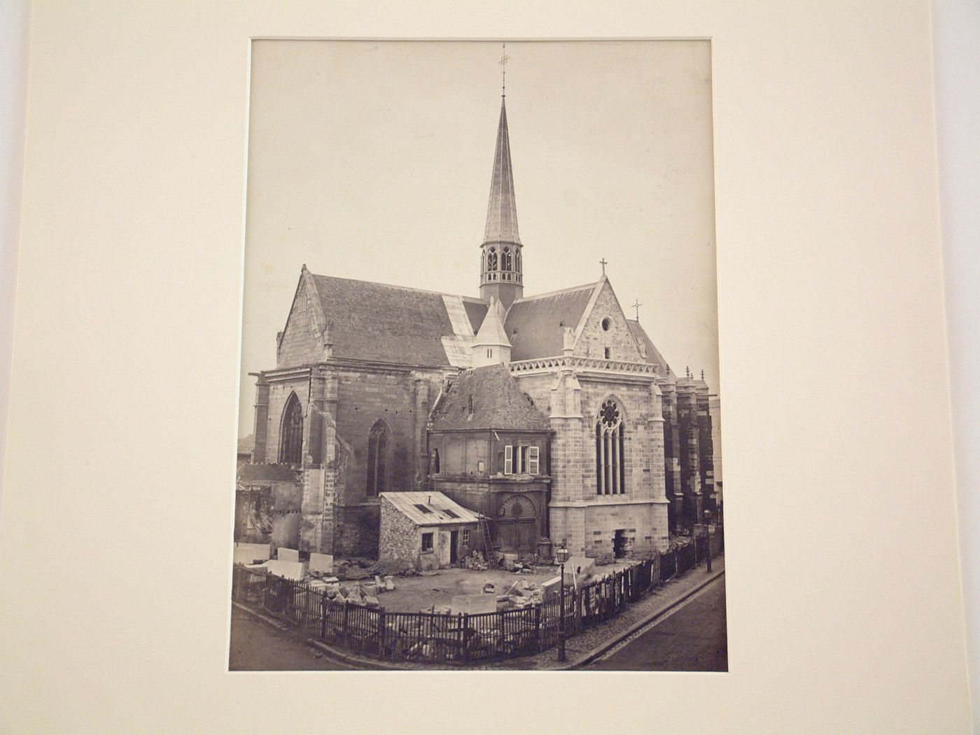 Exterior view of l'Église Notre-Dame de Boulogne, Boulogne-sur-Seine, France