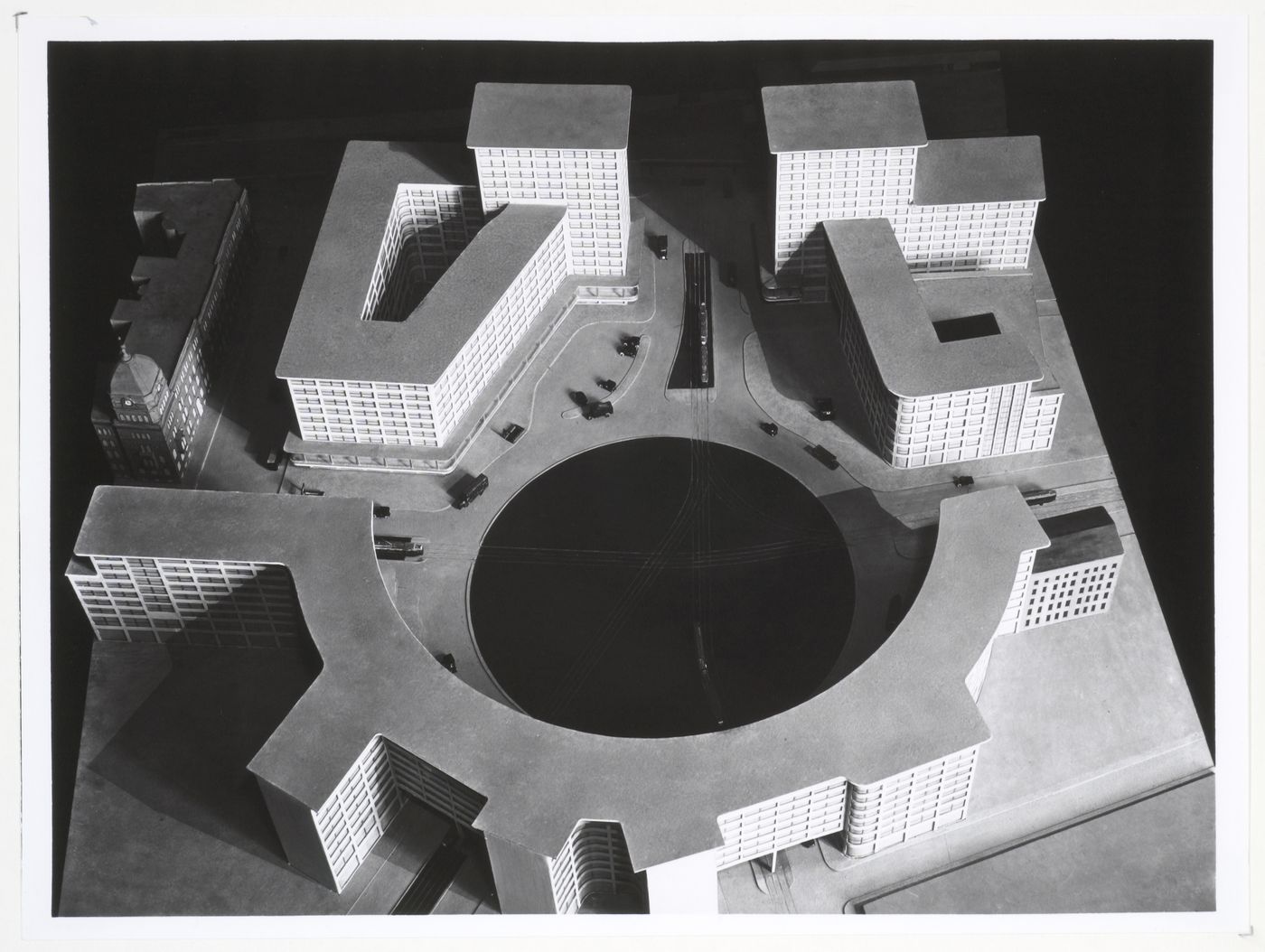 Photograph of a model designed as a prototype for the competition for the urban renewal of Alexanderplatz 1928-1929, Berlin