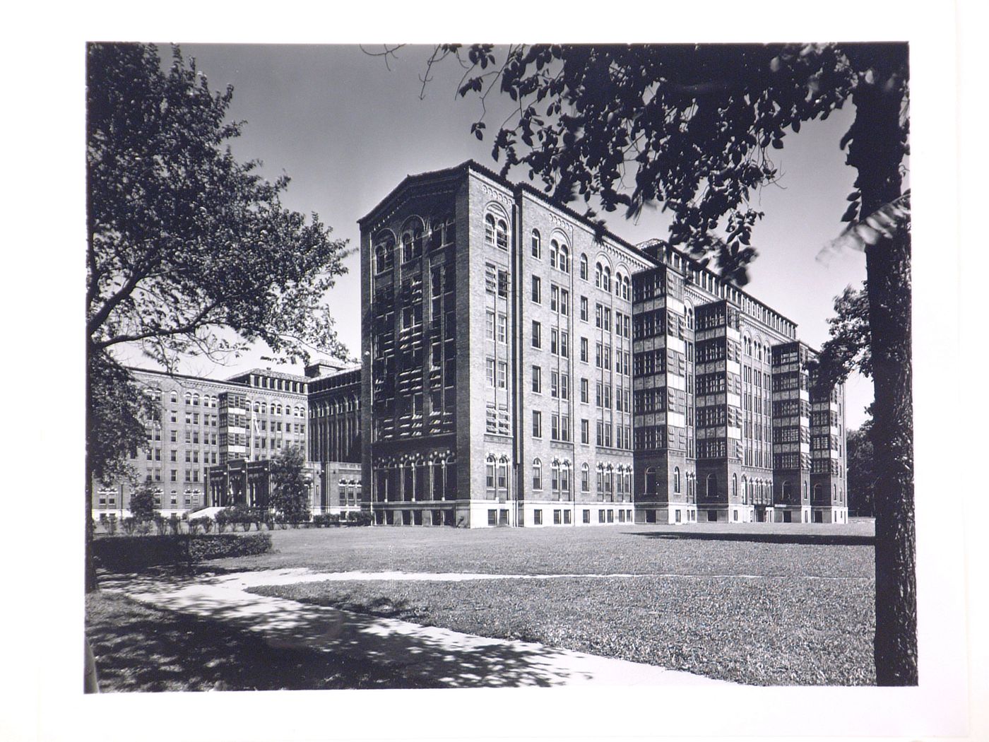 View of the principal [?] and lateral façades of the Tuberculosis Building, Herman Kiefer Hospital, Detroit, Michigan