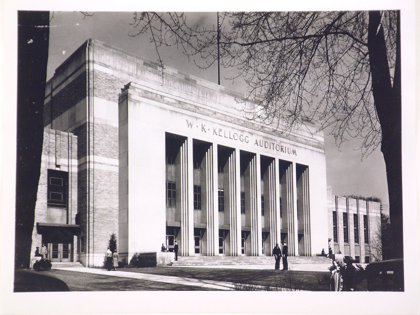 View of the principal façade of the W.K. Kellogg Auditorium and High School, Battle Creek, Michigan