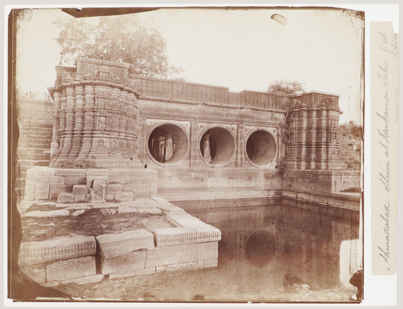 View of the sluice gate [?] on the Kankaria Lake, Ahmadabad, India